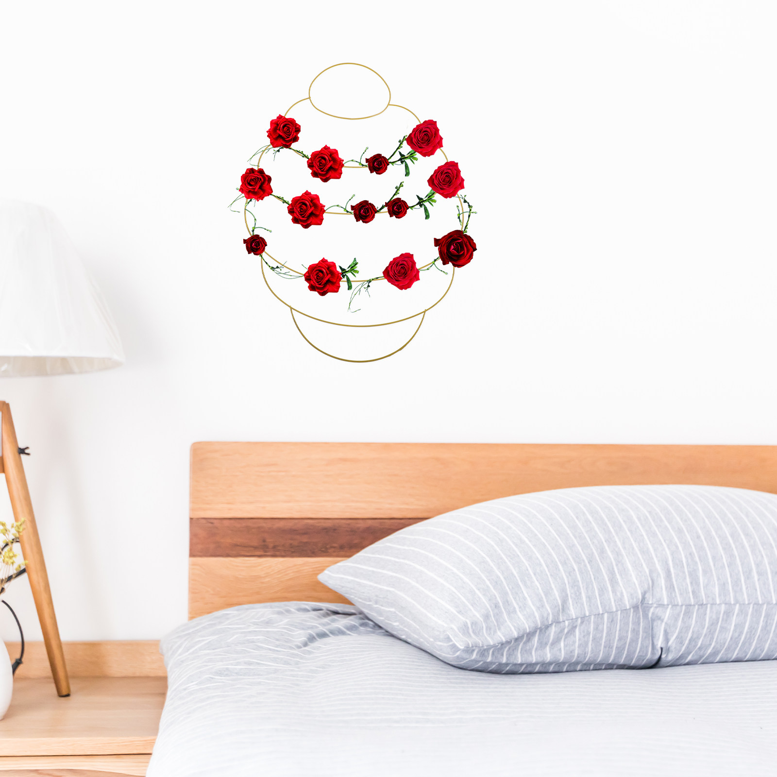 إطار معدني مزخرف على شكل خلية  - مراجعة Wreath Form Wire وسعره